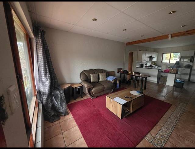 2 BEDROOM PROPERTY TO RENT IN VANDERBIJLPARK SW 5